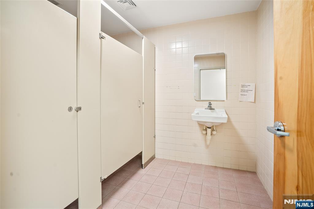 234 Main Street UNIT 2nd Floor, Lincoln Park Borough, NJ, 07035