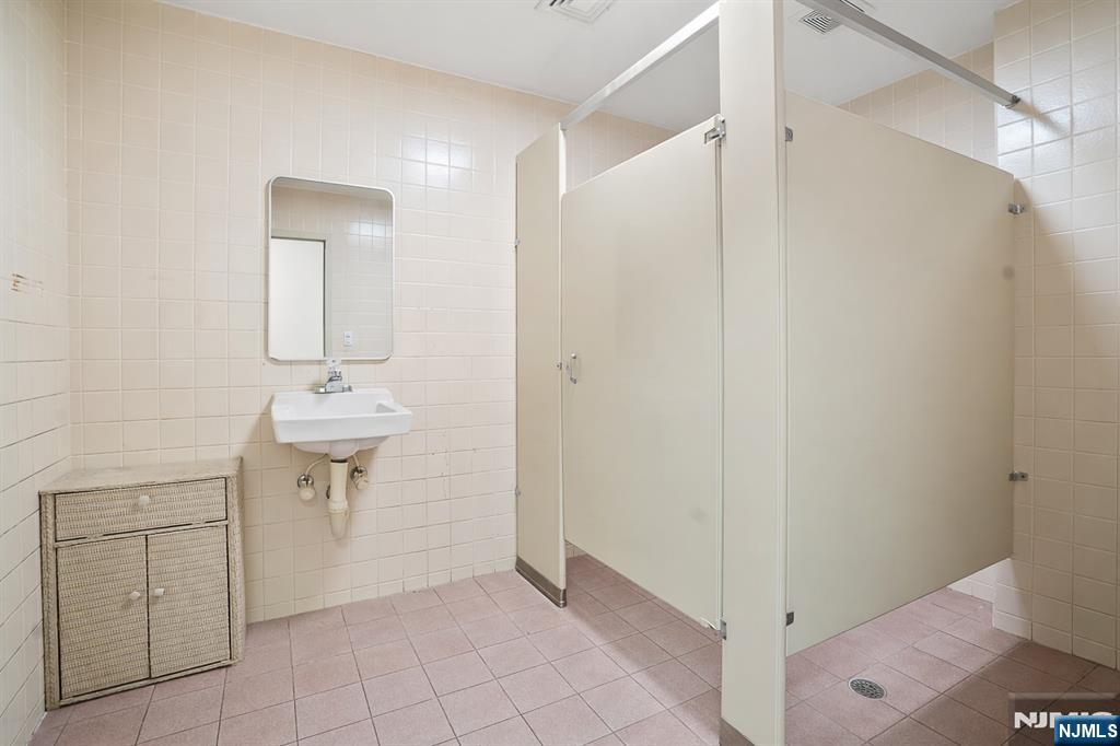 234 Main Street UNIT 2nd Floor, Lincoln Park Borough, NJ, 07035