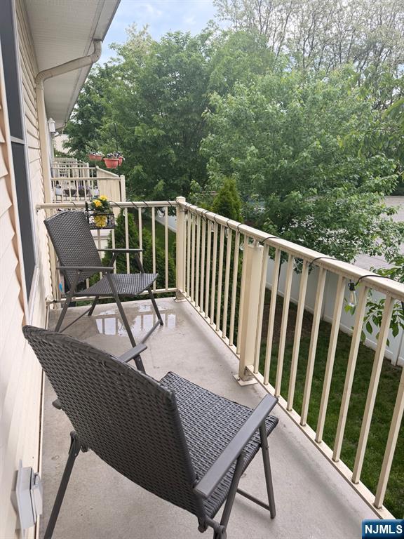 520 Victor Street #8