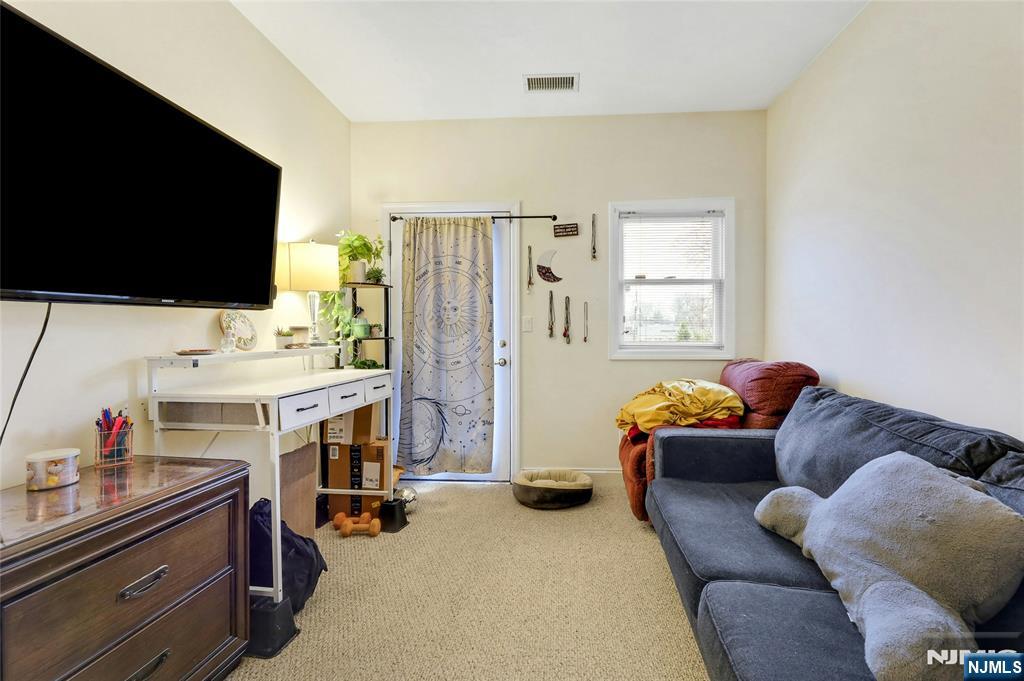 520 Victor Street #8