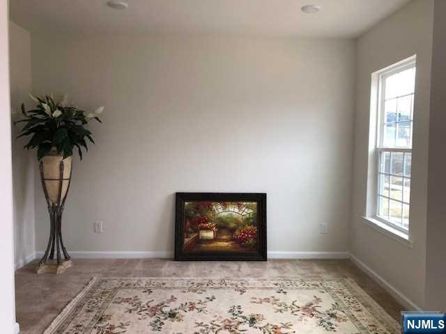 32 Litchfield Lane, #403, Fair Lawn, NJ 07410 Listing Photo  5