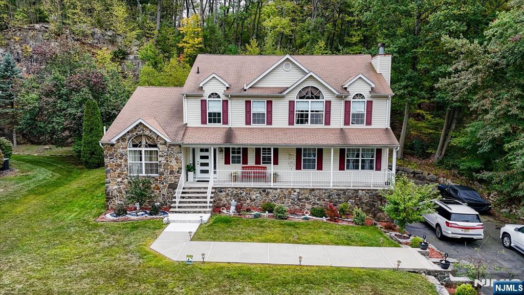 22 Cherbourg Drive - Photo 2