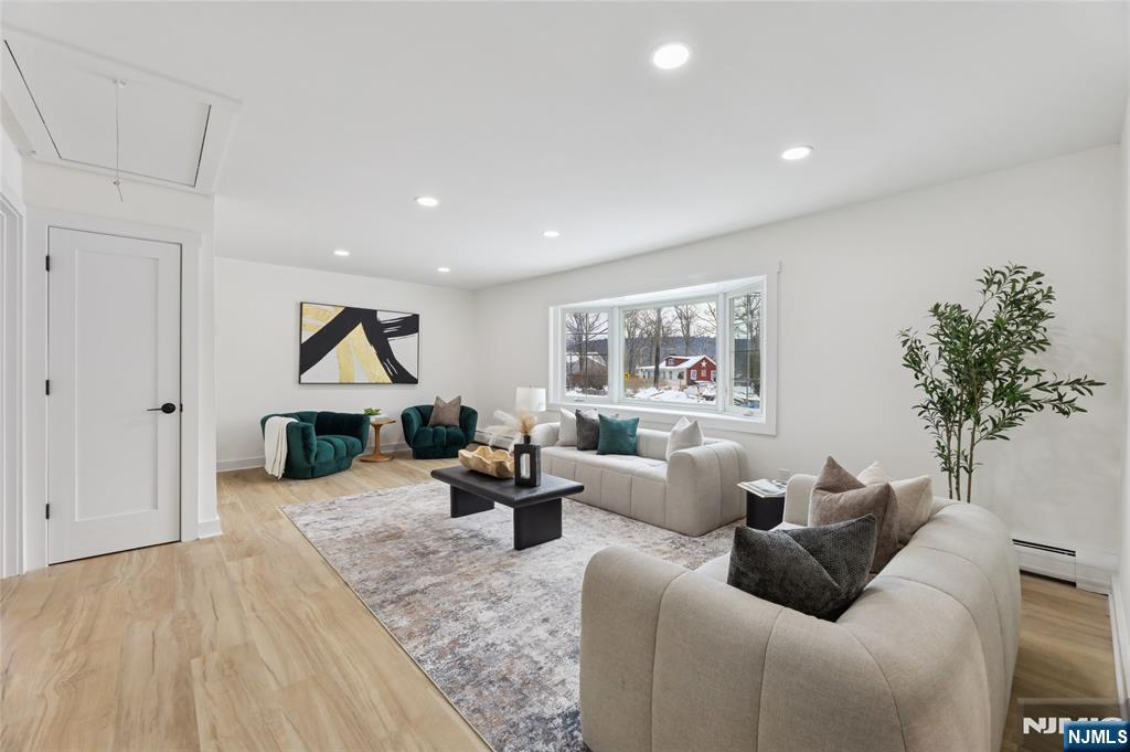 512 N Lake Shore Drive - Photo 4