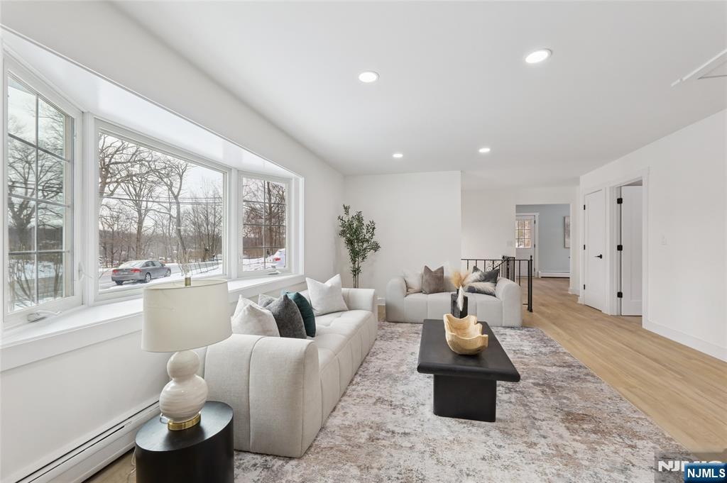 512 N Lake Shore Drive - Photo 5