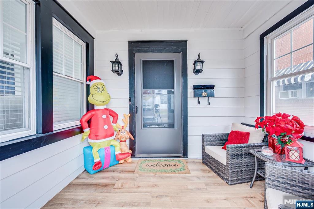 85 Hillcrest Terrace - Photo 4