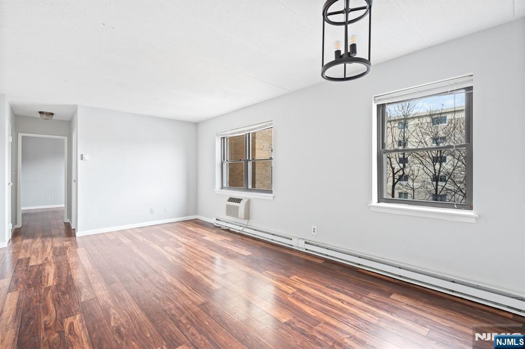 300 Lookout Avenue #C4