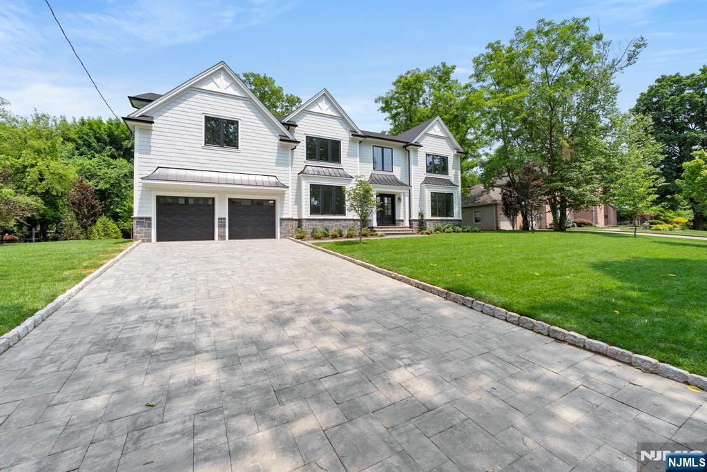 22 Northwood - Photo 2