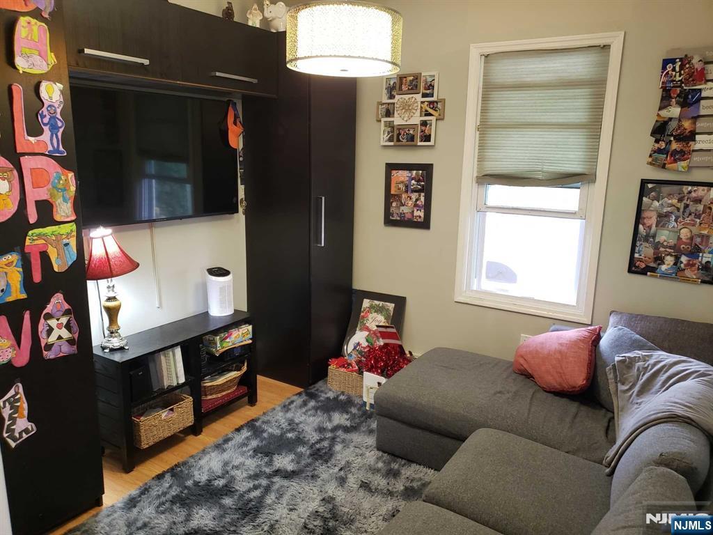 39 Tuttle Street - Photo 5