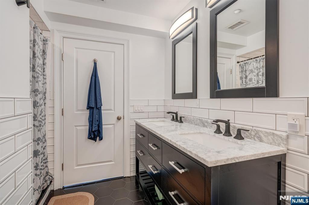 119 Walnut Street #C0010 — photo 28