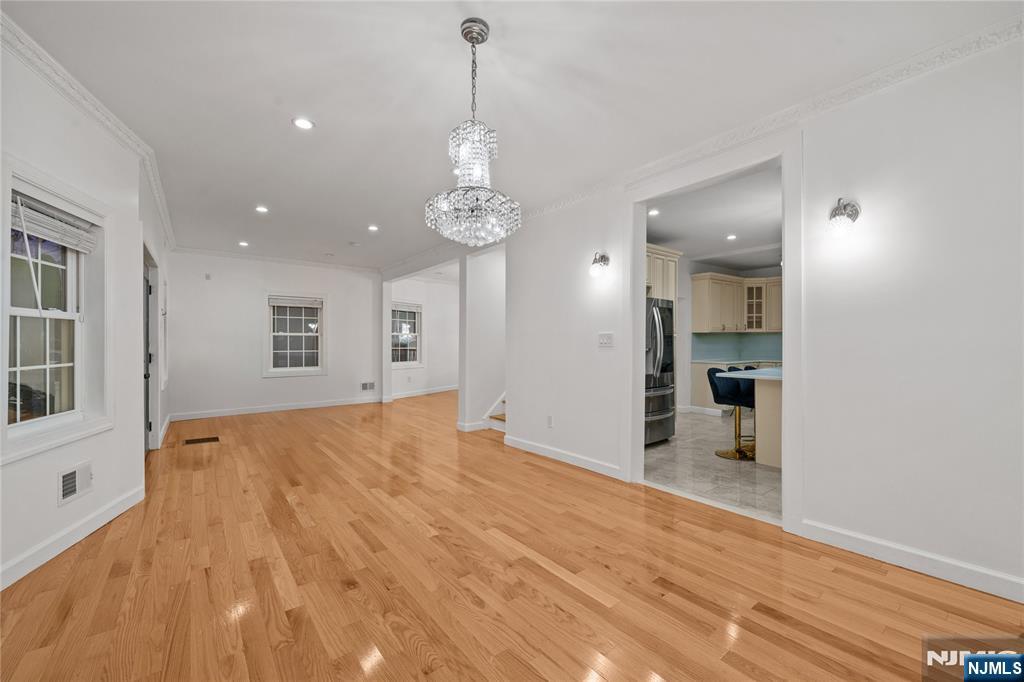 81 Fairmount Ave, Hackensack, NJ 07601