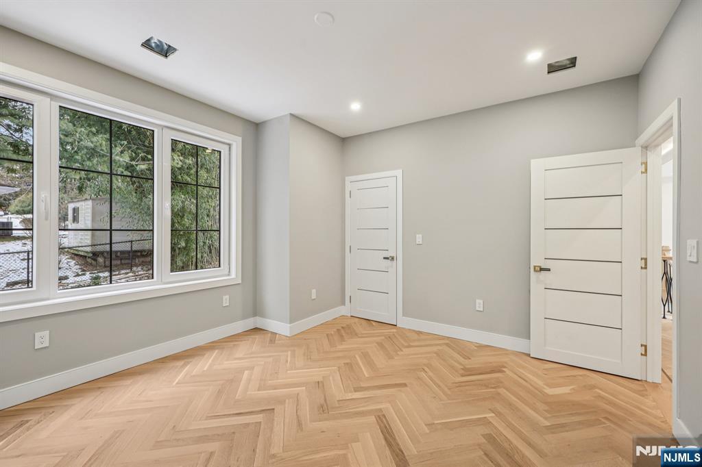 25 Macarthur Avenue, Closter, NJ, 07624