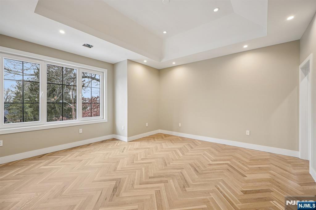 25 Macarthur Avenue, Closter, NJ, 07624