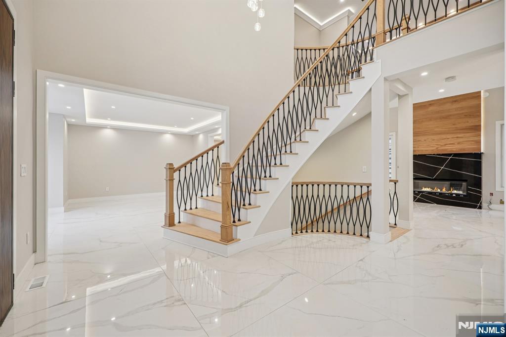 25 Macarthur Avenue, Closter, NJ, 07624