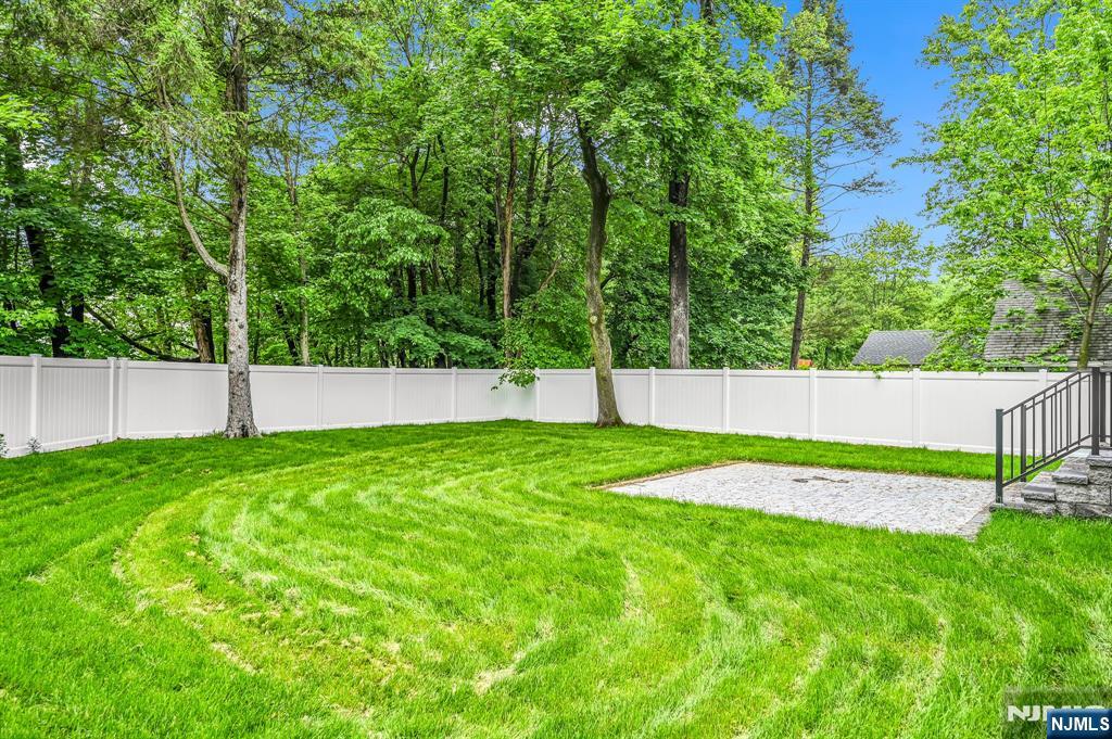 Homes for sale in Livingston, NJ | 7 Royal Ave, Livingston, NJ 07039 | MLS# 26000774