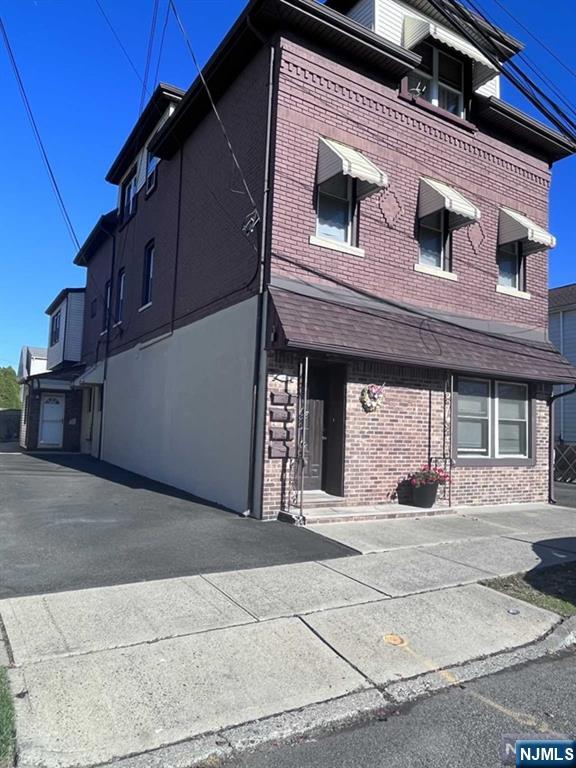283 Orchard Street 1B - Photo 1