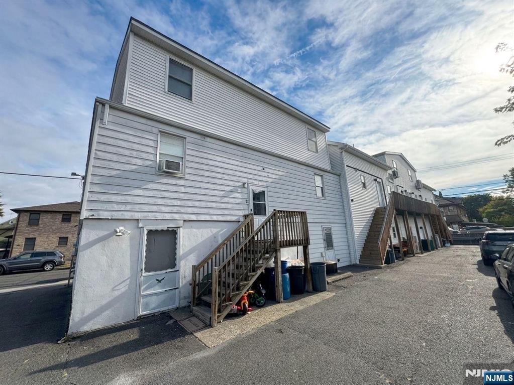 85 Berkshire Avenue - Photo 3