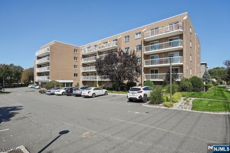 38 Moonachie Road 116 - Photo 2