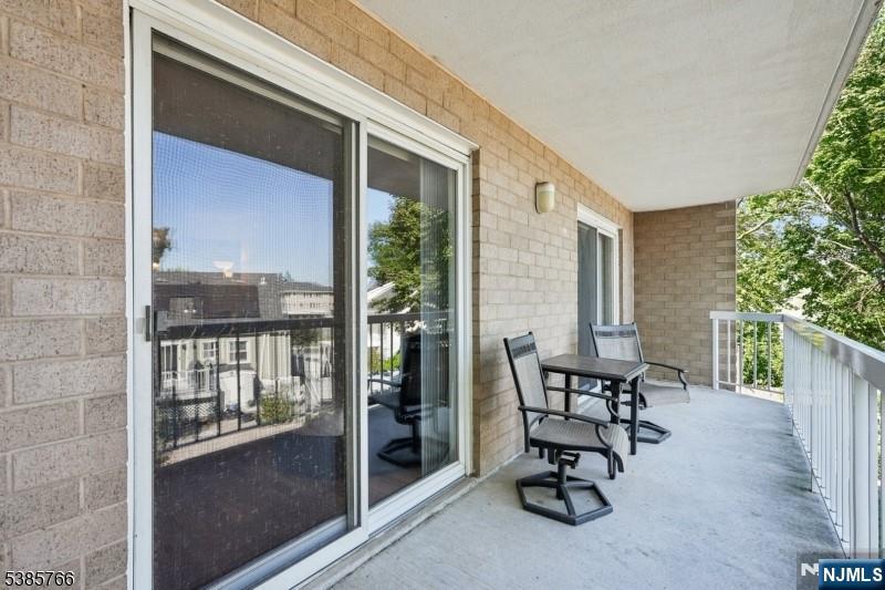 patio 1