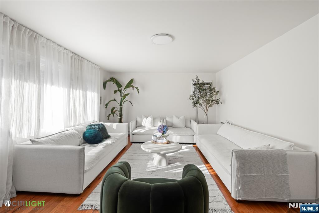 312 6th Street - Photo 2