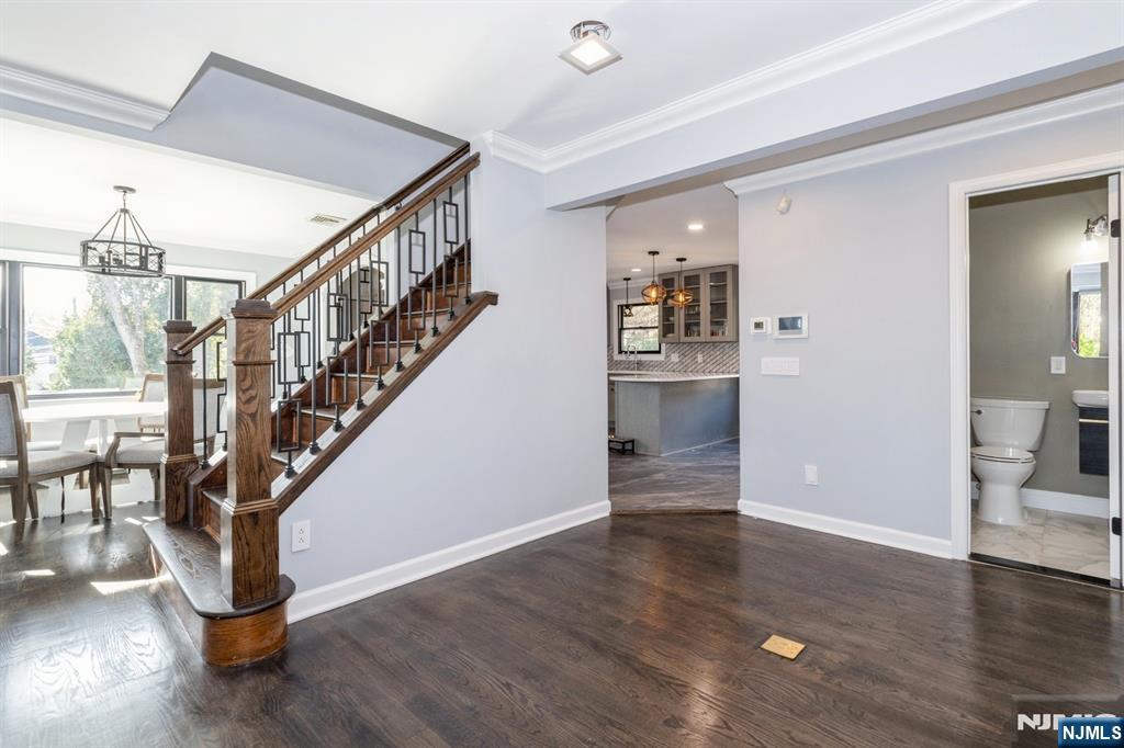 17 Rockaway Valley Road