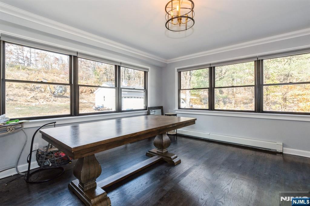 17 Rockaway Valley Road