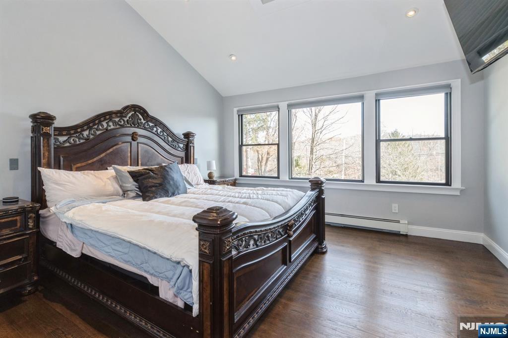17 Rockaway Valley Road