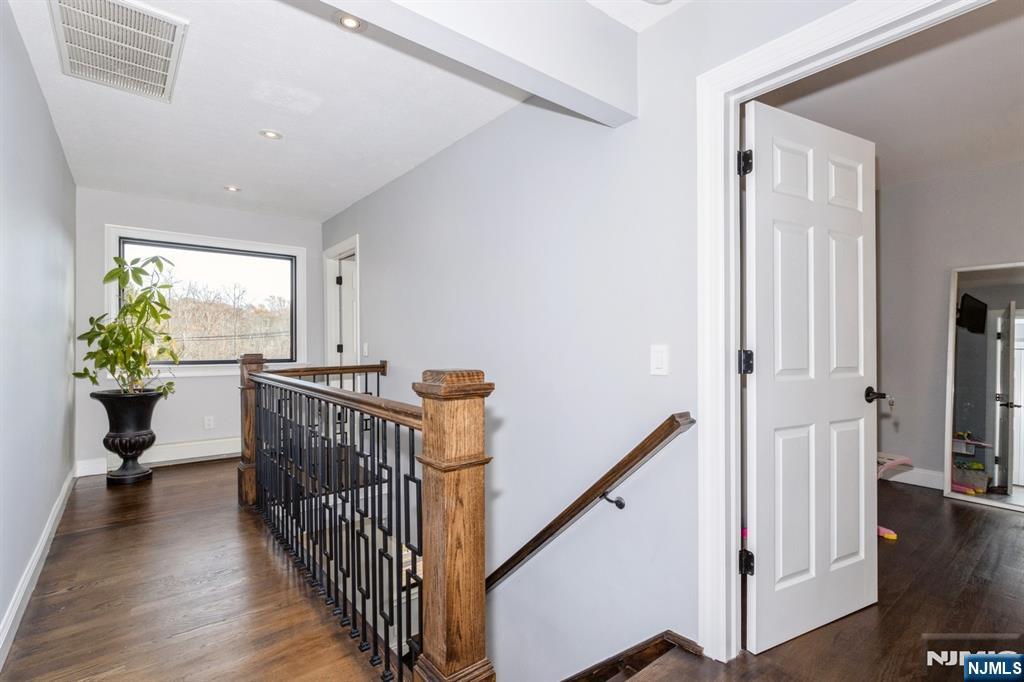 17 Rockaway Valley Road