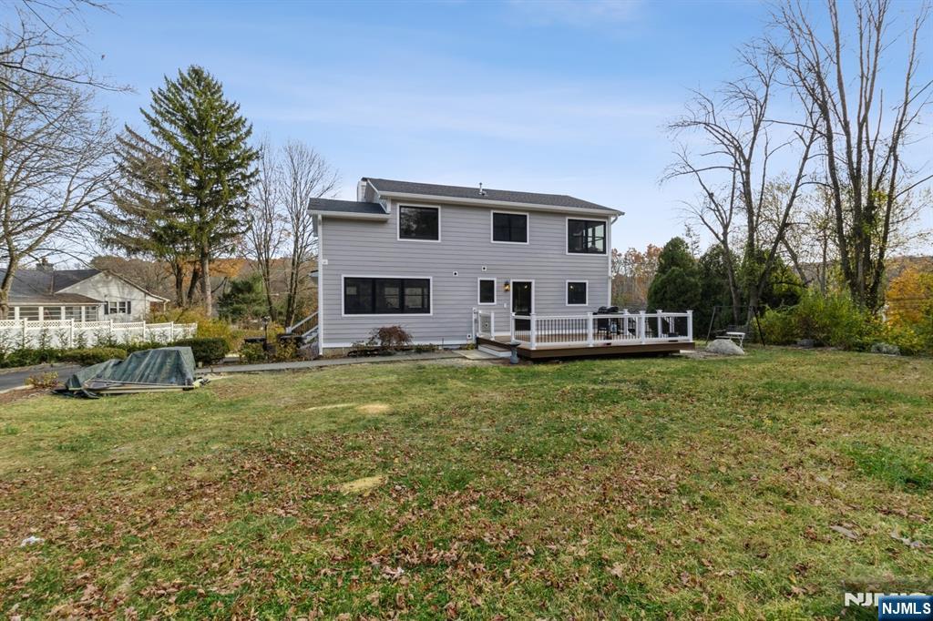 17 Rockaway Valley Road