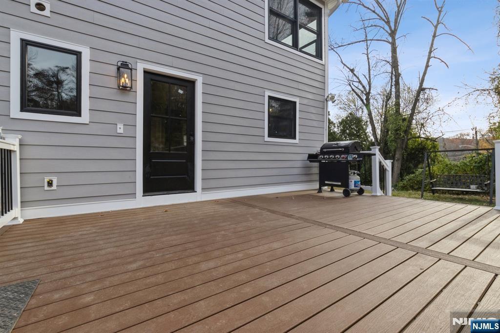 17 Rockaway Valley Road