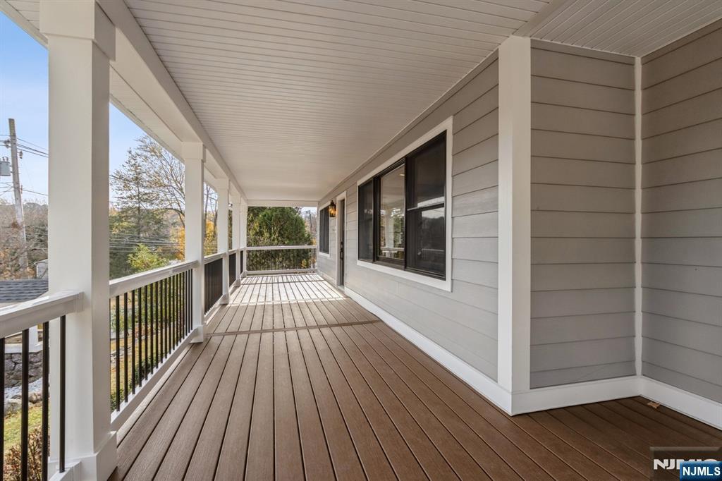 17 Rockaway Valley Road