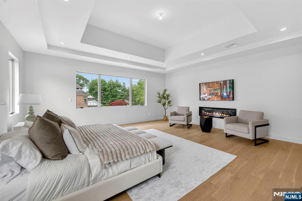144 Demarest Avenue, Englewood Cliffs, NJ 07632 Listing Photo  12