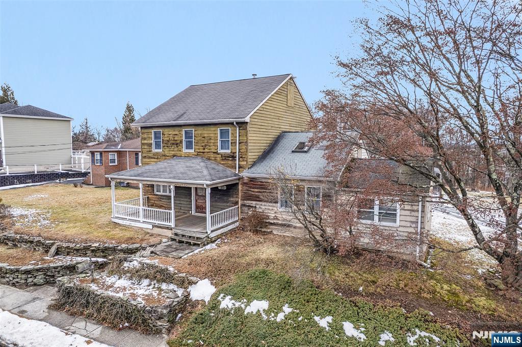 79 Fairfield Avenue, West Caldwell, NJ, 07006