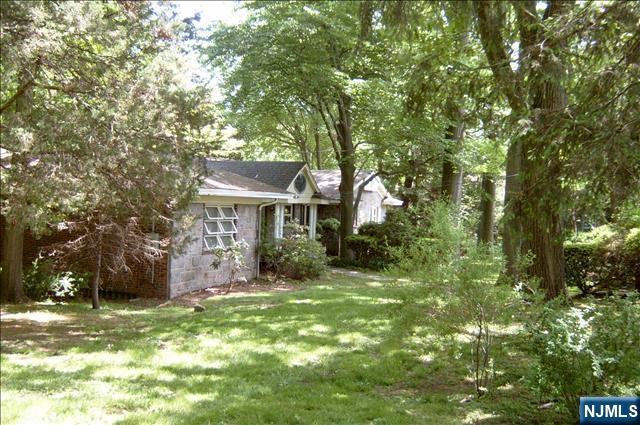 711 W SADDLE RIVER Road - Photo 3