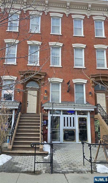 Homes for sale in Jersey City, NJ | 673 Bergen Ave #204, Jersey City, NJ 07304 | MLS# 26001204