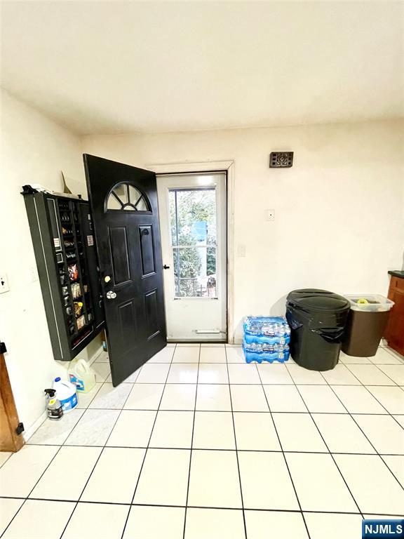 2 Van Valkenburgh Avenue, Bergenfield, NJ, 07621