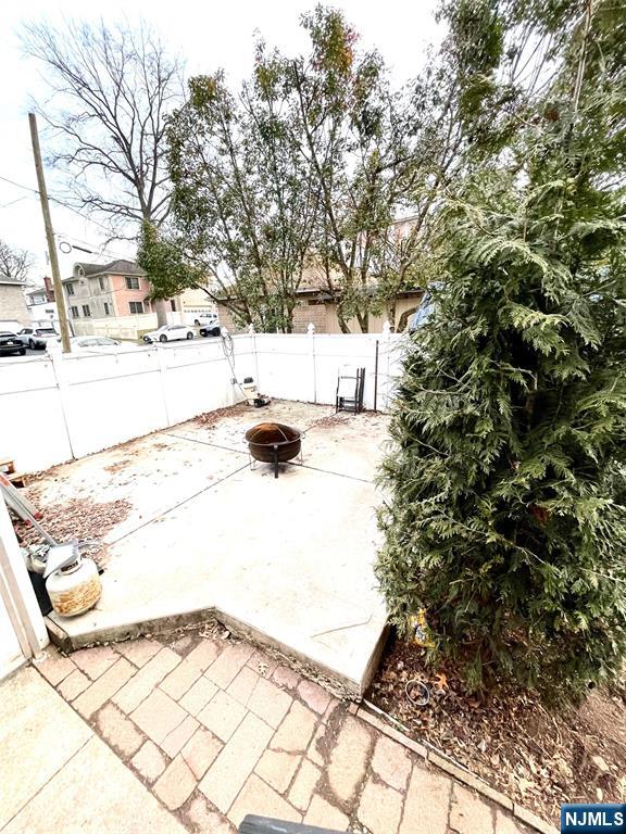 2 Van Valkenburgh Avenue, Bergenfield, NJ, 07621