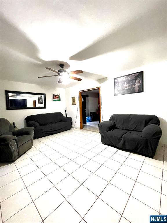 2 Van Valkenburgh Avenue - Photo 3