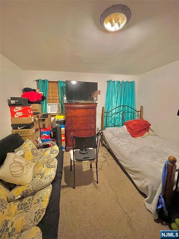 2 Van Valkenburgh Avenue, Bergenfield, NJ, 07621