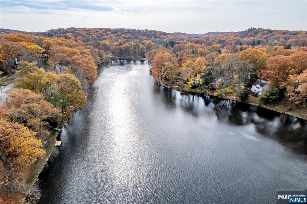 Homes for sale in Kinnelon Borough, NJ | 23 Cabot Ln, Kinnelon Borough, NJ 07405 | MLS# 26001226