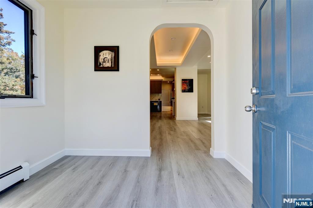 58 Zeliff Avenue - Photo 2