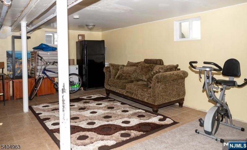 105 Knapp Avenue - Photo 3