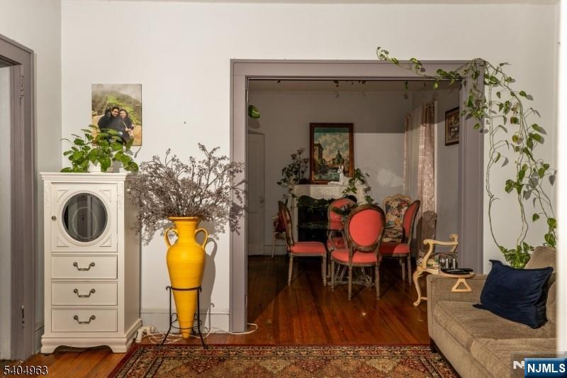 105 Knapp Avenue - Photo 5