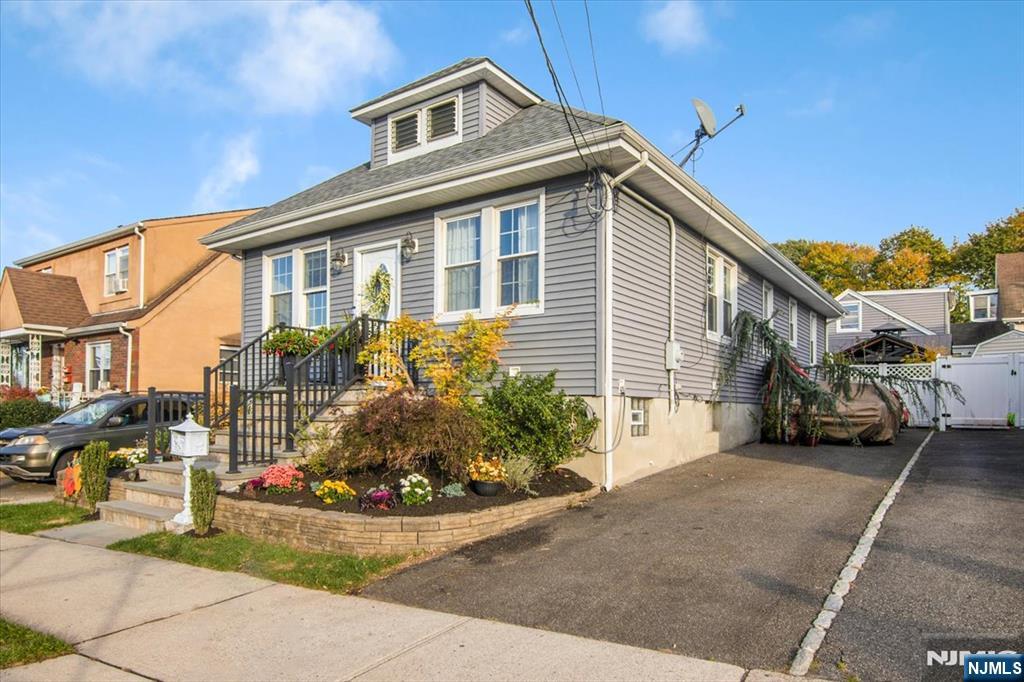 Homes for sale in Woodland Park, NJ | 69 Newby Ave, Woodland Park, NJ 07424 | MLS# 26001314