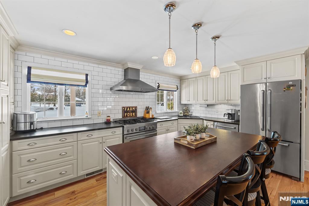 2 Overbrook Place, Hillsdale, NJ, 07642