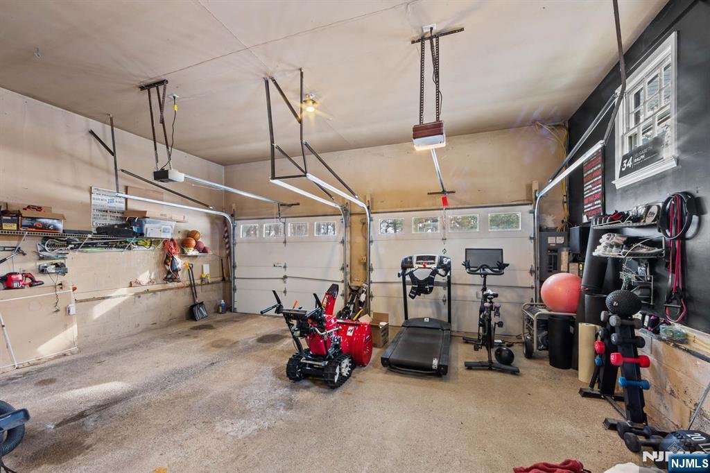 2 Overbrook Place, Hillsdale, NJ, 07642