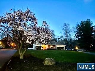 2 Overbrook Place, Hillsdale, NJ, 07642