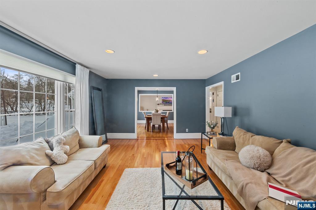 2 Overbrook Place, Hillsdale, NJ, 07642