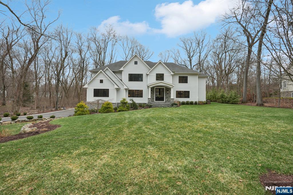 29 Hillcrest Road, Glen Ridge, NJ, 07028