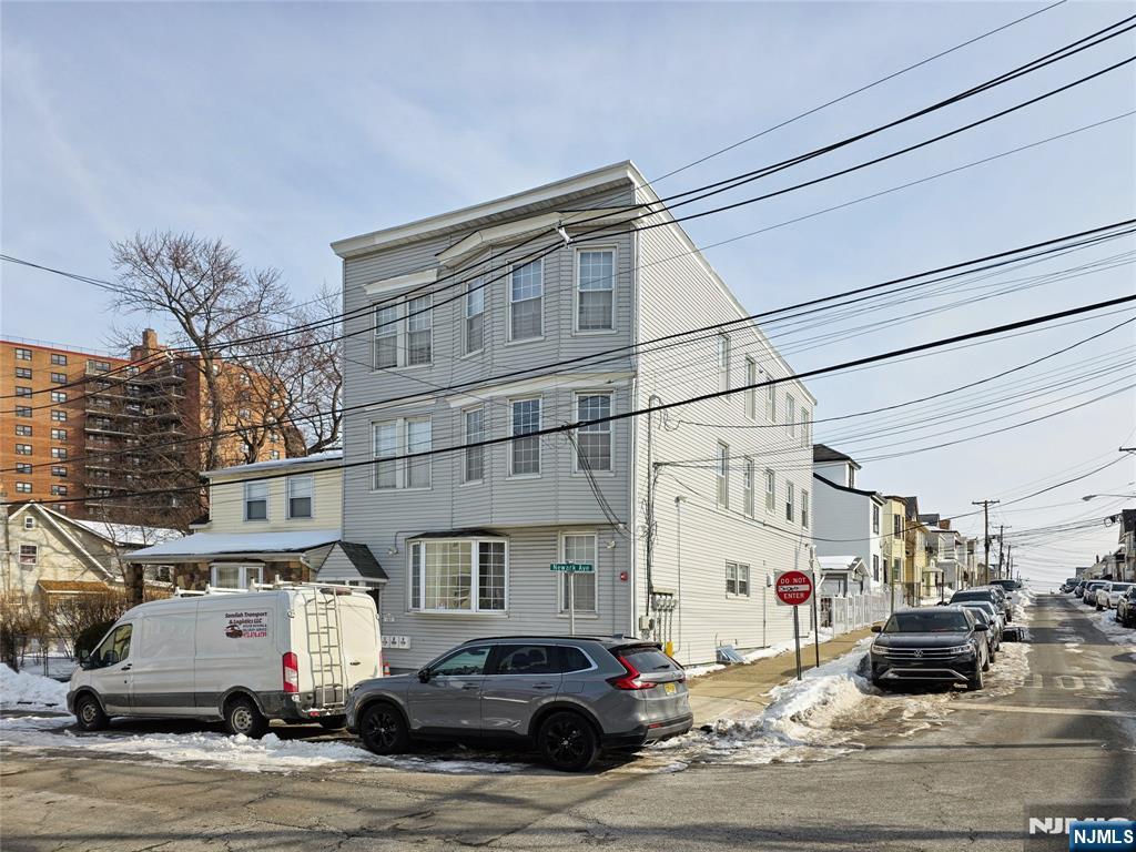 10 Maple Street, Garfield, NJ, 07026