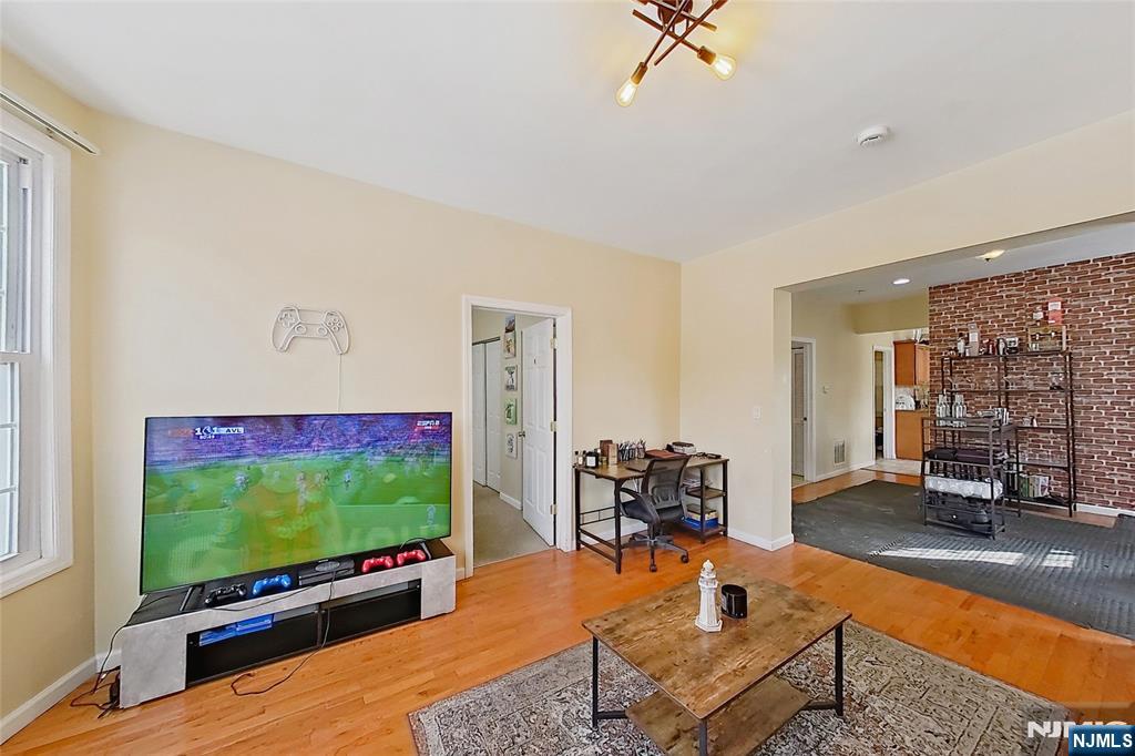 80 Newark Avenue, Paterson, NJ, 07503